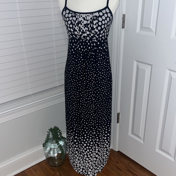 EnFocus Studio Dress - Picture 2 of 5
